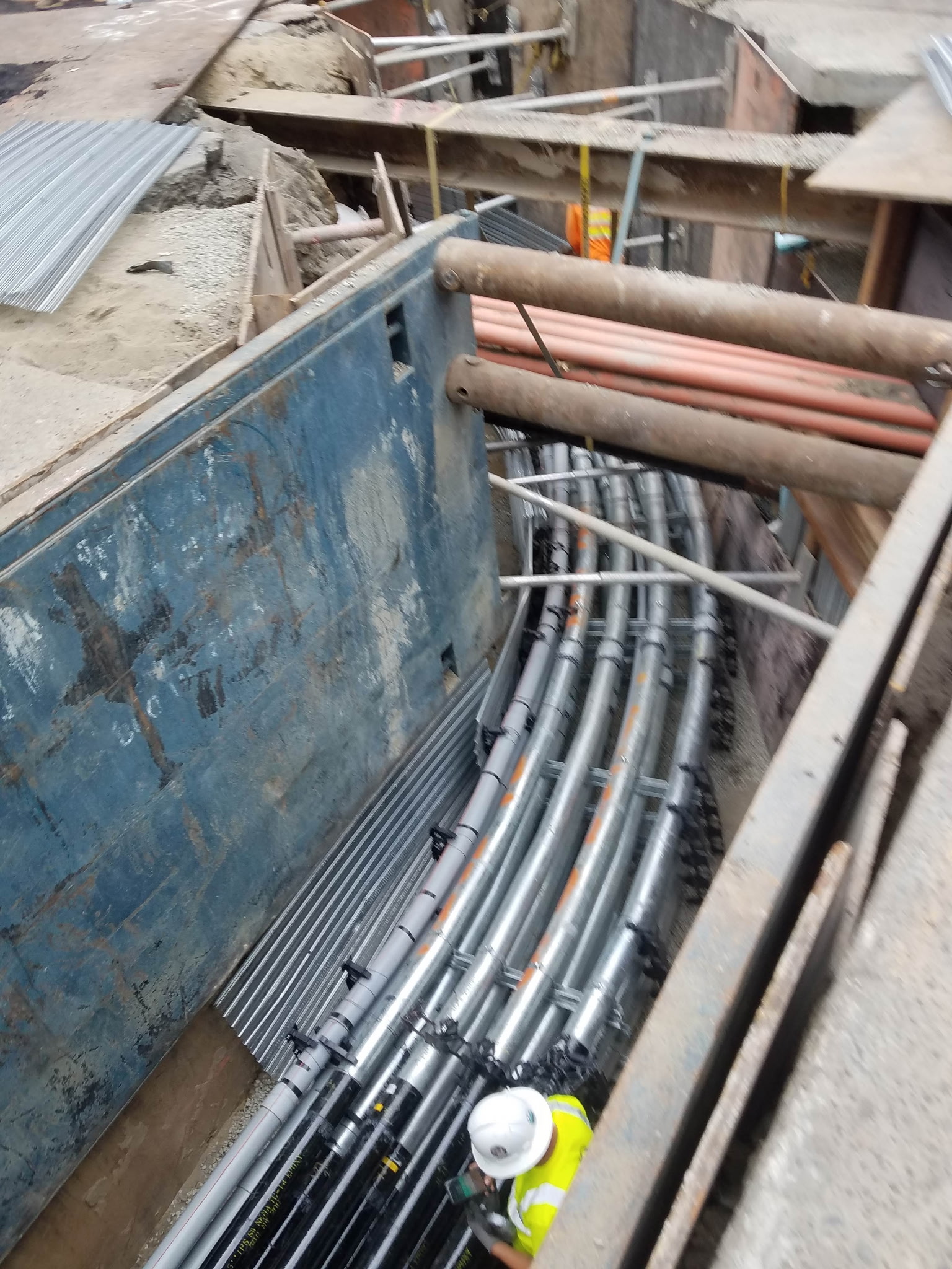 Duct Back